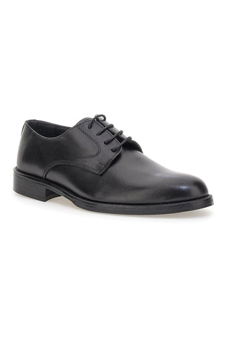 Scarpe eleganti nere in pelle liscia con punta arrotondata Pittarello 7720