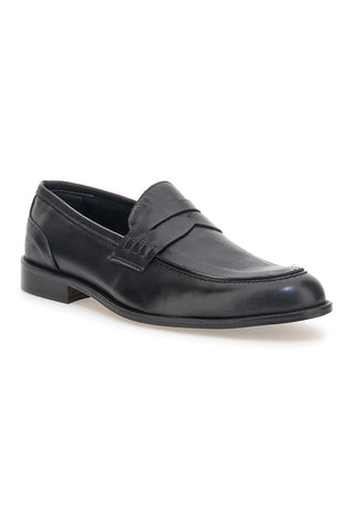 Mocassini neri in pelle con suola in cuoio made in Italy Pittarello 77109