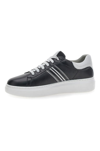 Weiß/Schwarze Sneakers von Byblos 281