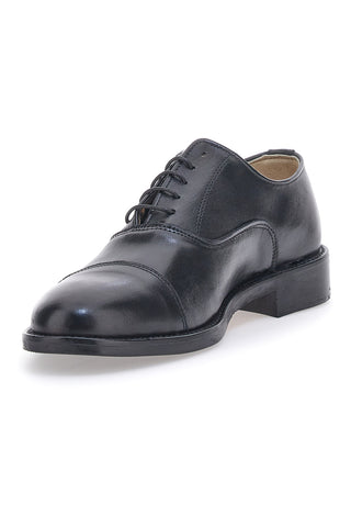 Elegante schwarze Schnürschuhe Pittarello Klasse 2645