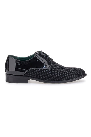 Schwarze Lack-Schnürschuhe GMV 119