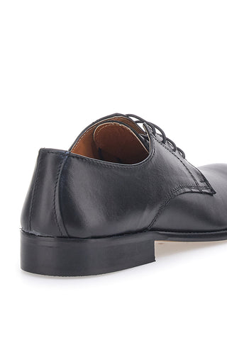 Klassischer schwarzer Schnürschuh mit Obermaterial aus Leder Made in Italy PITTARELLO 402