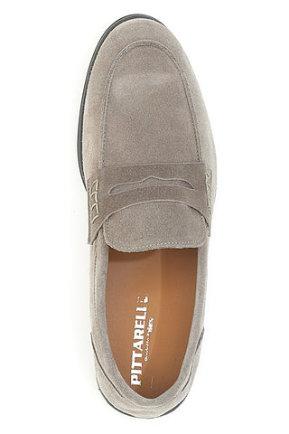 Ledermokassins mit Wildlederobermaterial und Löwenmaul PITTARELLO 2025