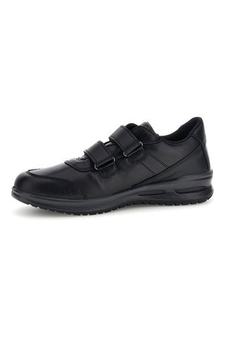 Schwarze Lederschuhe mit Riemchen von Marco Brandi 29