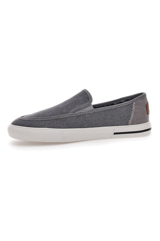 Graue Slip-On-Sneaker aus Goodyear-Canvas 41037