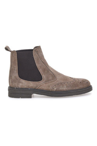 Pittarello 44 – Beatles-Stiefel aus taupefarbenem Wildleder mit Brogue-Details