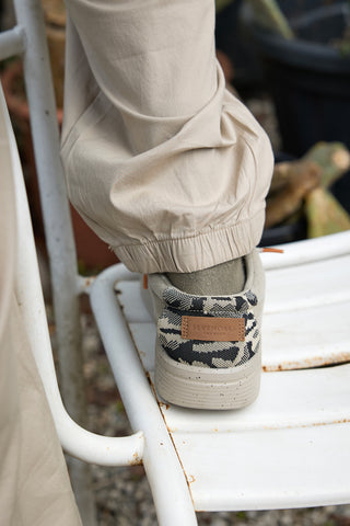 Mocassini beige in tessuto Sevenoaks Yh25073