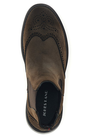Braune Chelsea-Stiefeletten in Wildlederoptik mit Brogue-Verzierungen von Johes Land 1681662
