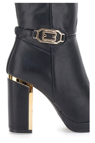 Schwarze Stiefel mit dekorativem Riemen The First RQ23WT6