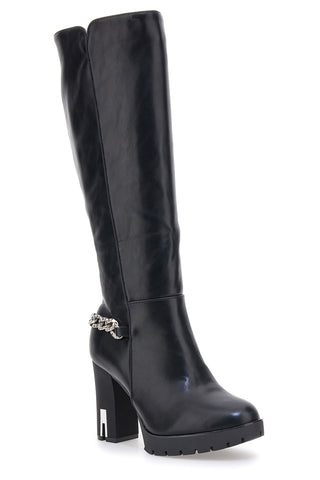 Hohe schwarze Stiefel mit dekorativer Kette THE FIRST H262534