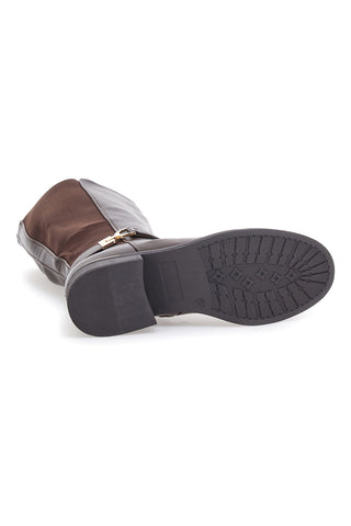Braune Stiefel mit elastischen Einsätzen und metallischen Details Energy I258