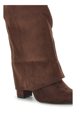Stivali marroni in effetto suede con zeppa The first P756