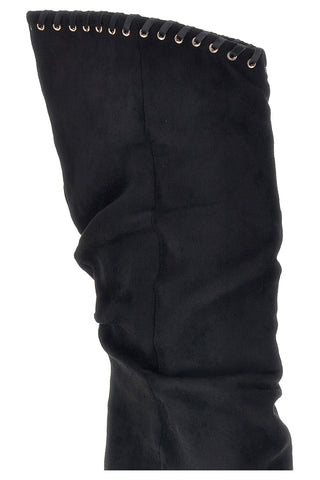 Stivali neri in effetto suede con occhielli metallici e tacco a spillo The first P769