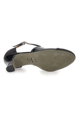 The First Dance 6552 Schwarze Tanzschuhe mit geschlossener Spitze und Riemen