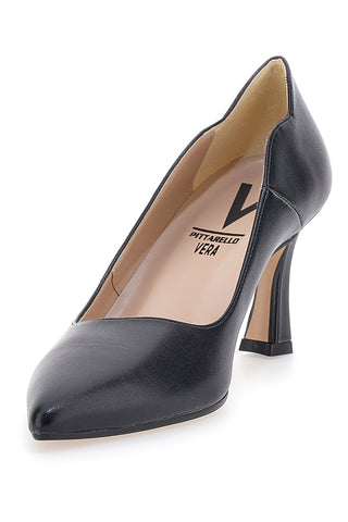 Pittarello Vera 8453 schwarze Pumps mit Spool-Absatz und spitzer Zehenpartie