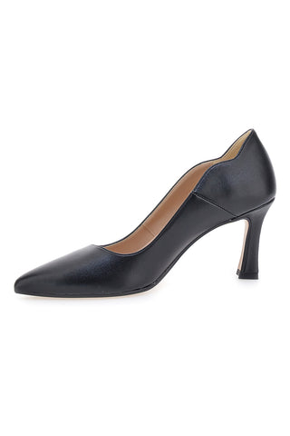 Pittarello Vera 8453 schwarze Pumps mit Spool-Absatz und spitzer Zehenpartie