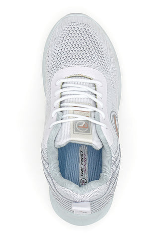 Die ersten Cristina White-Sneaker