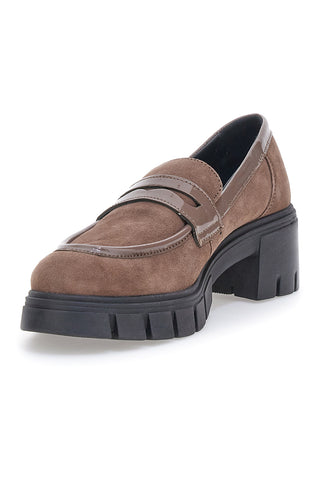 Braune Mokassins aus echtem Wildleder Mio Tempo 2308