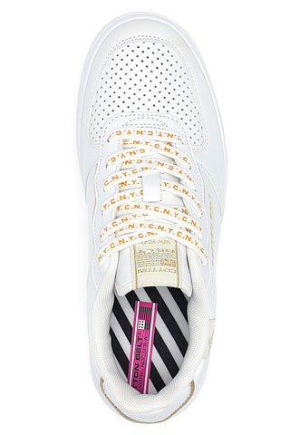 Weiße Sneakers aus Österreich mit Baumwollgürtel