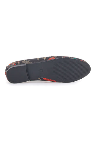 Schwarze Slipper mit Blumen Le Havre Paris 23546