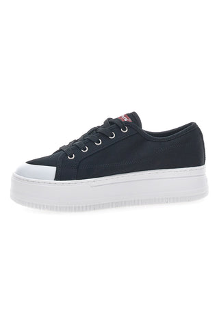 Levi's VTAM0031T schwarze Canvas-Sneaker