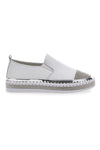 Weiße Slip-On-Sneaker mit Strasssteinen im Café kosten 23015