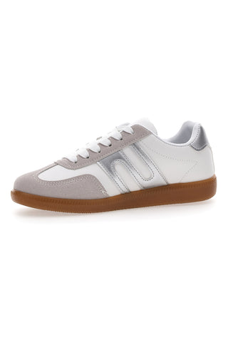 Weiße Sneakers mit silbernen Details Me & Me 809