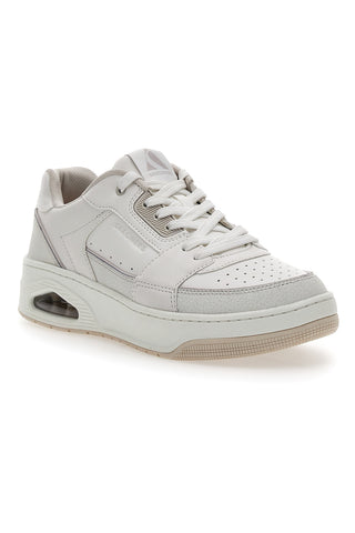 Beige-weiße Skechers Street Uno Sneakers – Courted Style