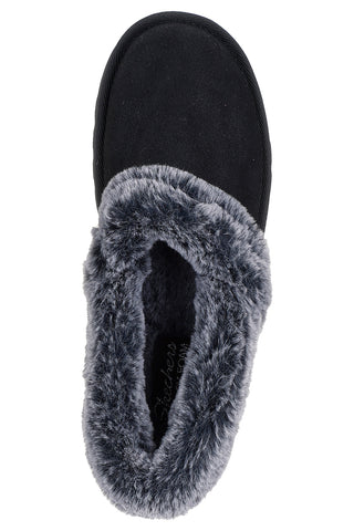 Geschlossene schwarze Pantoffeln SKECHERS Cozy Up