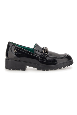 Schwarze vegane Mokassins mit Glanzeffekt ECO BIO J52322B6