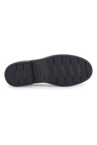 Schwarze Mokassins mit Energy 320-Klemme