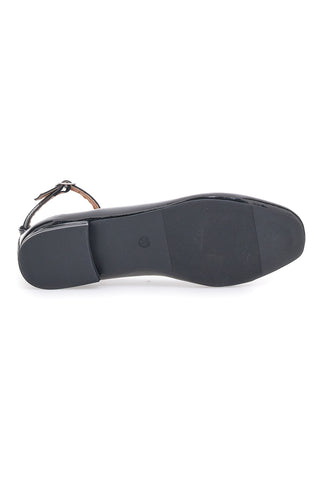 Schwarze Ballerinas in Lackoptik mit Riemen und bequemem Absatz THE FIRST IDE1075