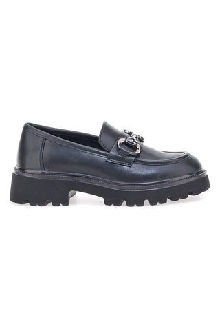 Schwarze Loafer mit Metallclip und Profilsohle Pittarello Capsule BT251123001