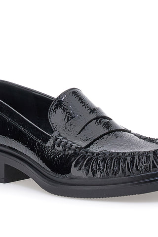 Pittarello BT24321029 Loafer aus schwarzem Lackleder mit niedrigem Absatz