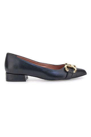 Schwarze Ballerinas mit spitzer Spitze und Goldkette Pittarello Glam 3313