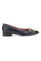 Schwarze Ballerinas mit spitzer Spitze und Goldkette Pittarello Glam 3313