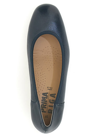 Blaues Dekolleté aus echtem Leder mit niedrigem Absatz Prima riga 11720LIDY