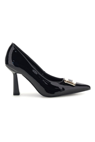 Schwarze Pumps in Lackoptik mit Logo-Plakette und hohem Absatz von Ferre' F1290C1428