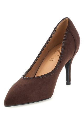 Braune Pumps in Wildlederoptik mit geflochtenem Detail – Mon dieu 8883H50