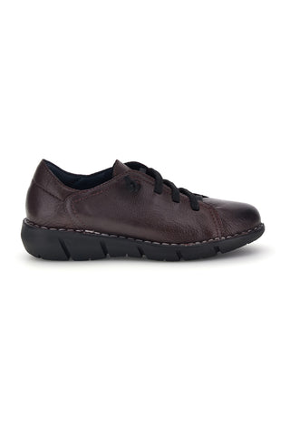 Dunkelbordauxfarbene Lederschuhe mit Schnürsenkeln und flexibler Sohle von Pittarello, Modell Tierra 11613