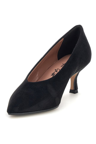 Schwarze Pumps mit niedrigem Absatz und spitzer Zehenpartie von Francesca Gritti, Modell P6049
