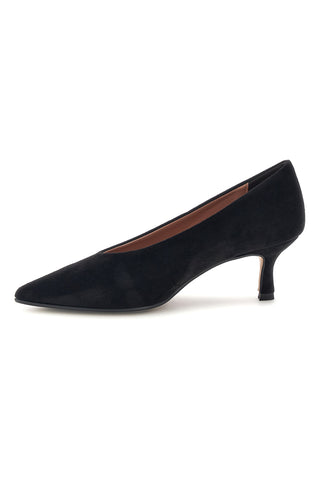 Schwarze Pumps mit niedrigem Absatz und spitzer Zehenpartie von Francesca Gritti, Modell P6049
