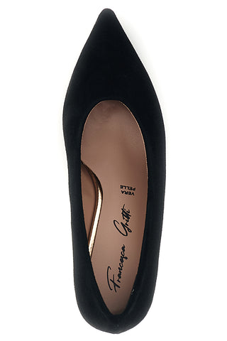 Schwarze Pumps mit niedrigem Absatz und spitzer Zehenpartie von Francesca Gritti, Modell P6049