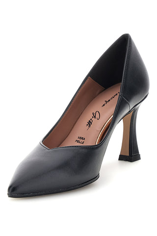 Schwarze Pumps mit Absatz und spitzer Zehenpartie von Francesca Gritti 3354