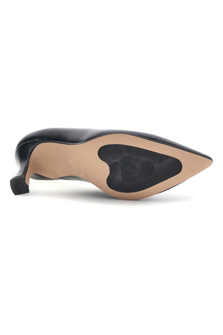 Schwarze Pumps mit Absatz und spitzer Zehenpartie von Francesca Gritti 3354