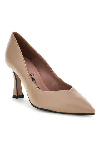 Beigefarbene Pumps mit Absatz und spitzer Zehenpartie von Francesca Gritti 3354