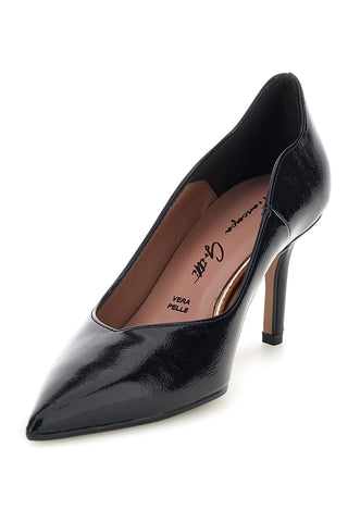 Schwarze Pumps mit geformtem Ausschnitt und Absatz von Francesca Gritti, Modell P7068