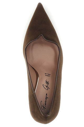 Dunkelbraune Pumps mit Absatz und spitzer Zehenpartie von Francesca Gritti, Modell P7047
