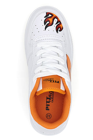 Weiße und orange Turnschuhe mit Feuer PITT KIDS K191562