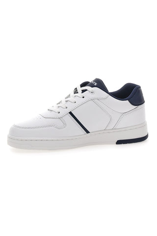 Levi's – Kick SE – Sneaker in Weiß und Marineblau